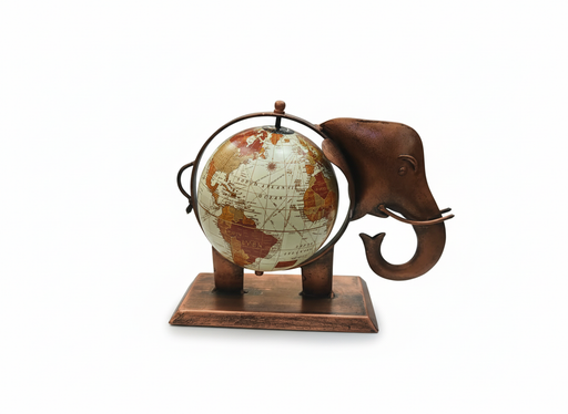 The clock Factory elephantglobe copper key highlights