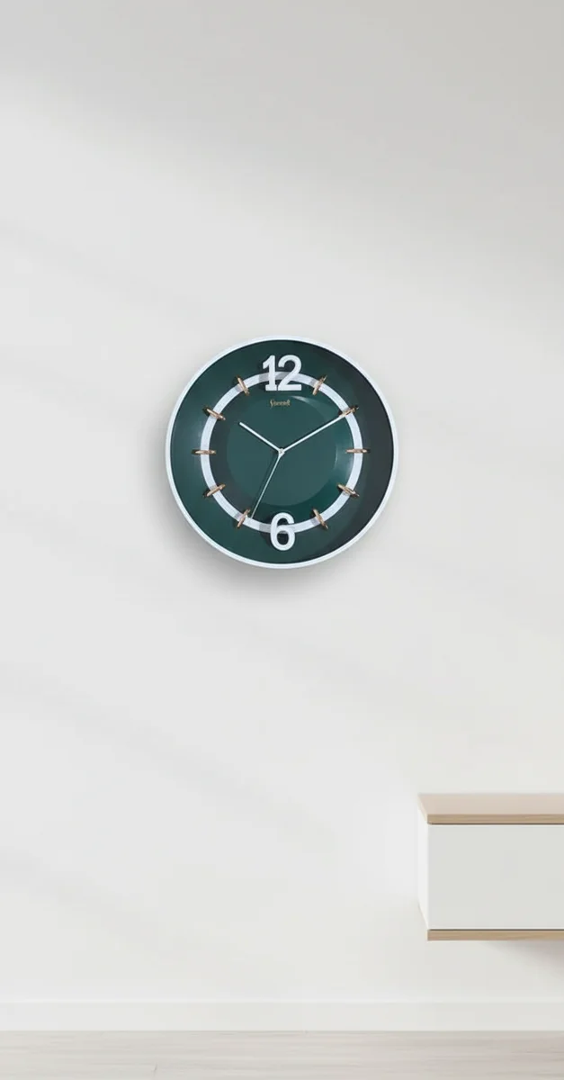 Sizzero 1806 Bronze Wall Clock - Modern Elegance